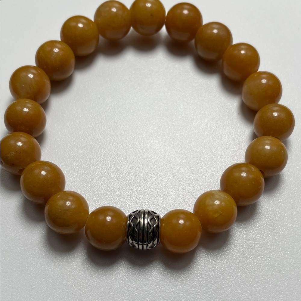 NWT. Yellow Jade Stretch Bracelet with Silver Accent